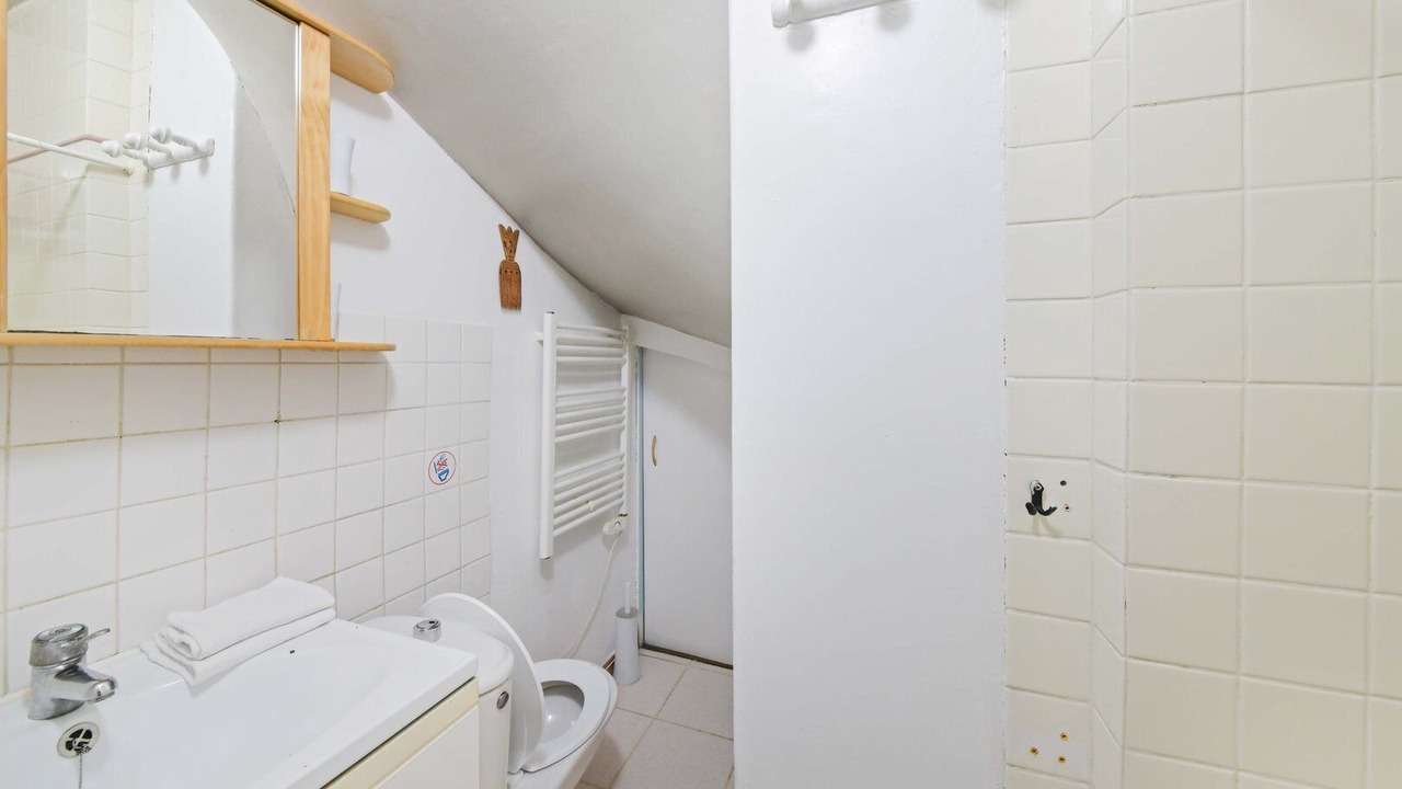 Photo of Bathroom in Arcueil