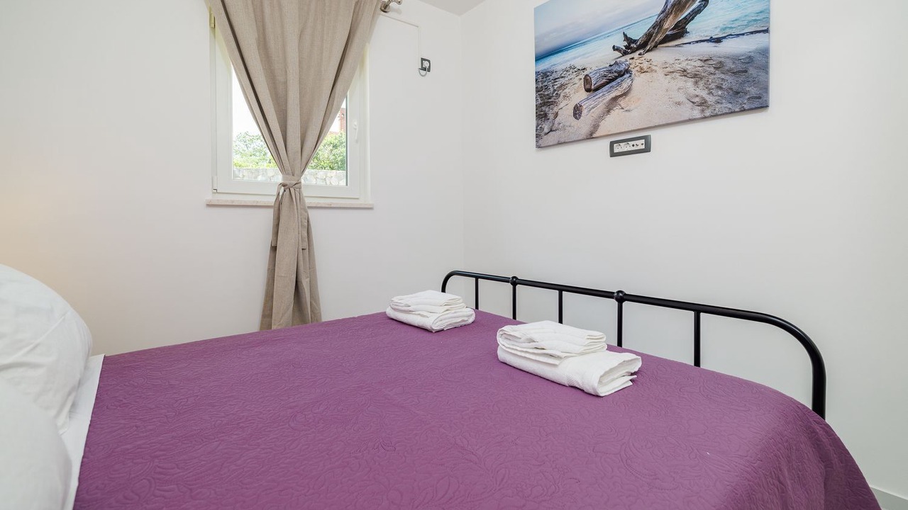Photo of Bedroom in Kras
