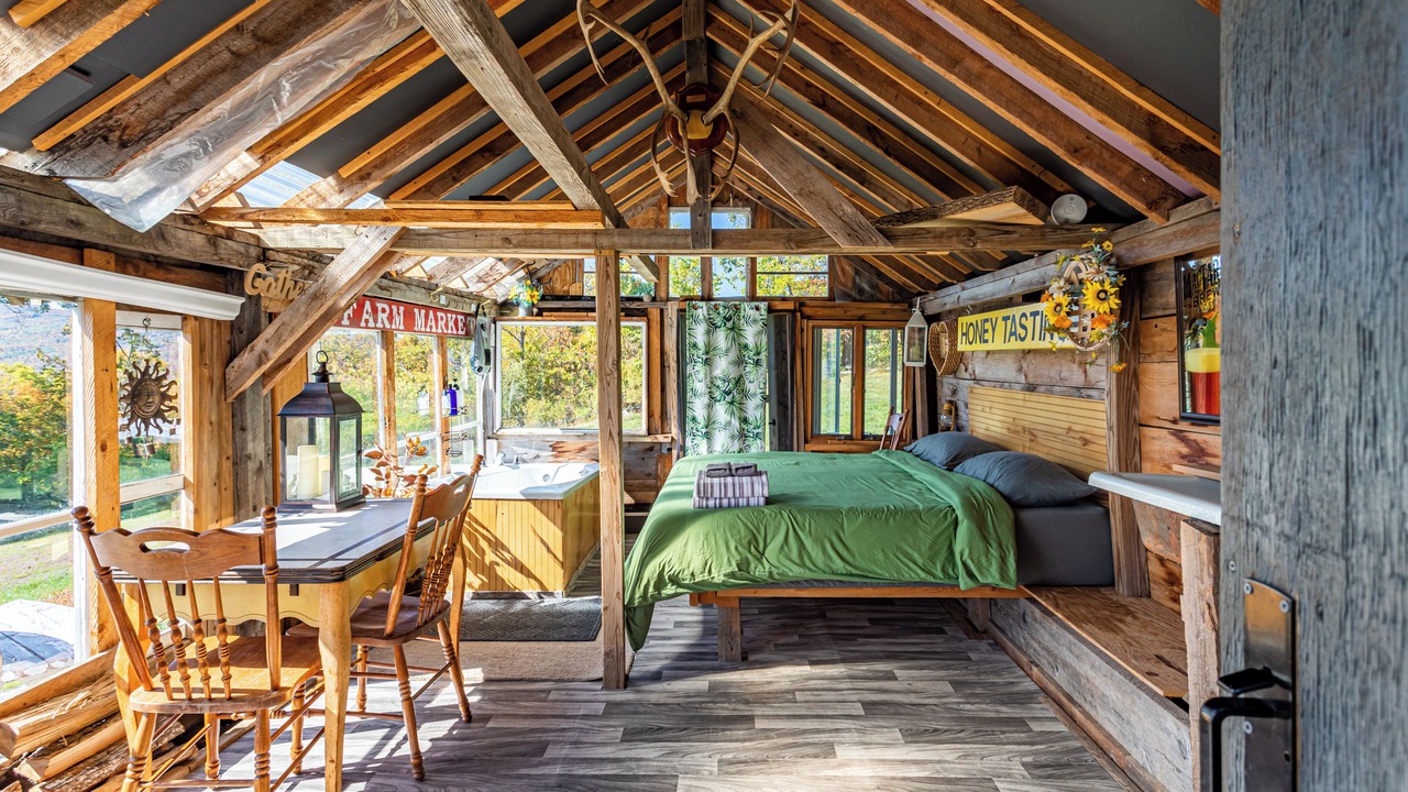 Photo of Bedroom in Town of Broome