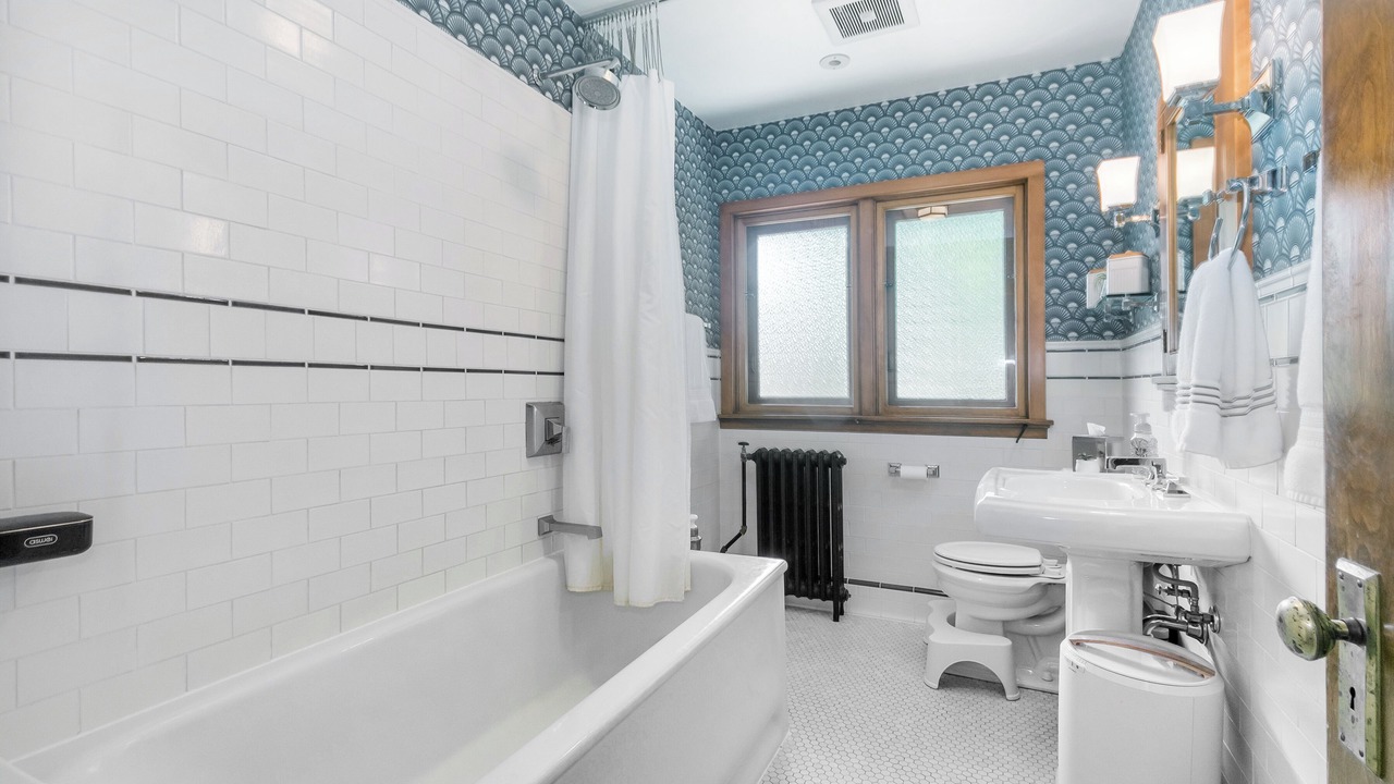 Photo of Bathroom in Tenney-Lapham