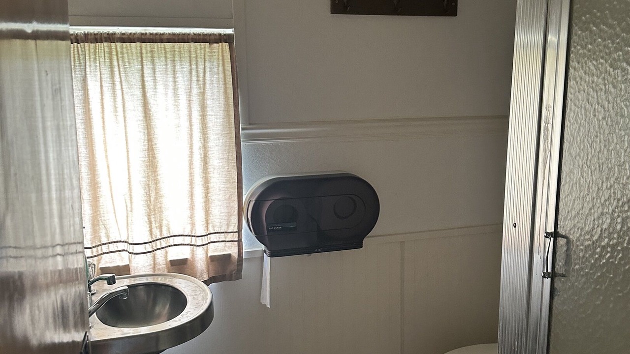 Photo of Bathroom in Orange Prairie