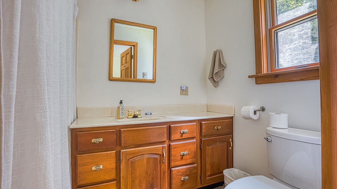 Photo of Bathroom in Lenox