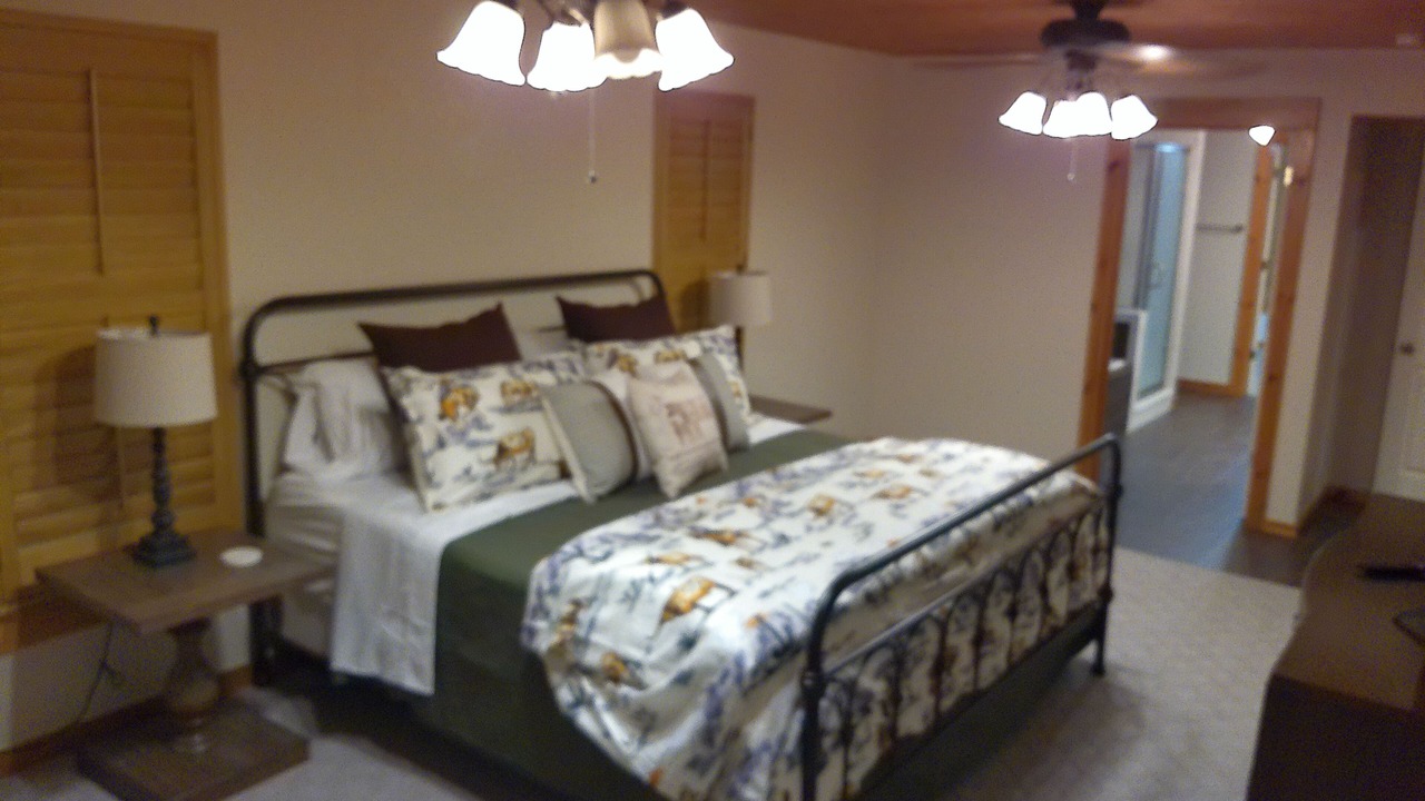 Photo of Bedroom in Poth
