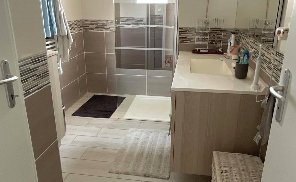 Photo of Bathroom in Saint-Elix-le-Chateau