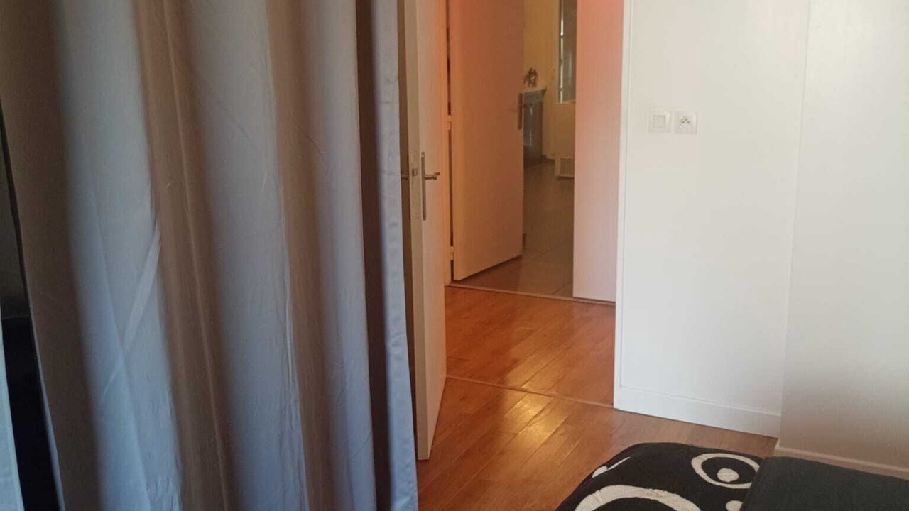 Photo of Bedroom in Cergy