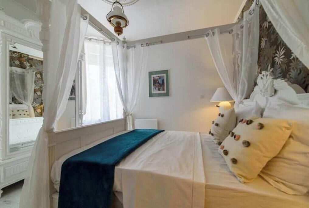 Photo of Bedroom in Douai