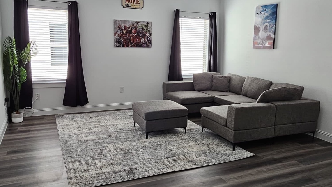 Photo of Livingroom in West Dallas