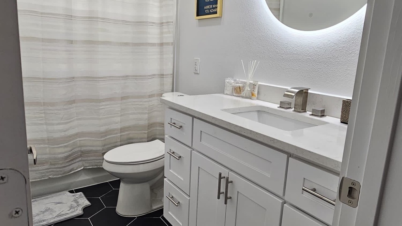 Photo of Bathroom in West Dallas