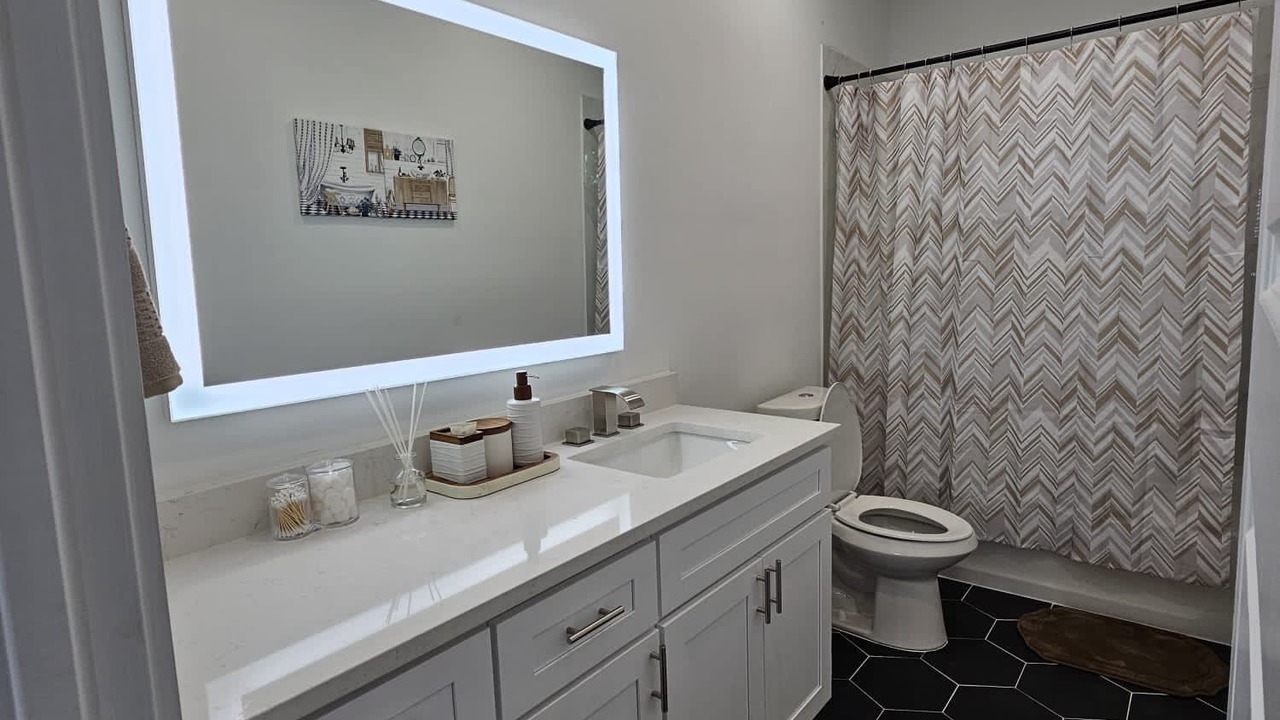 Photo of Bathroom in West Dallas