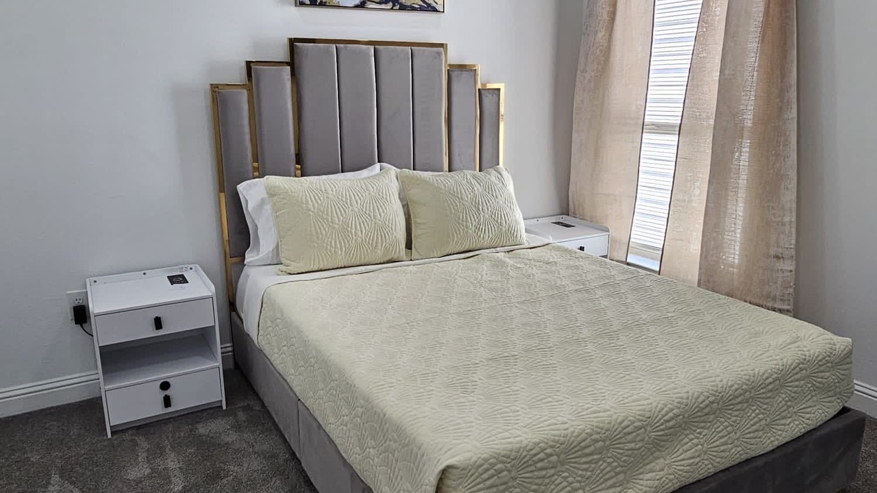 Photo of Bedroom in West Dallas