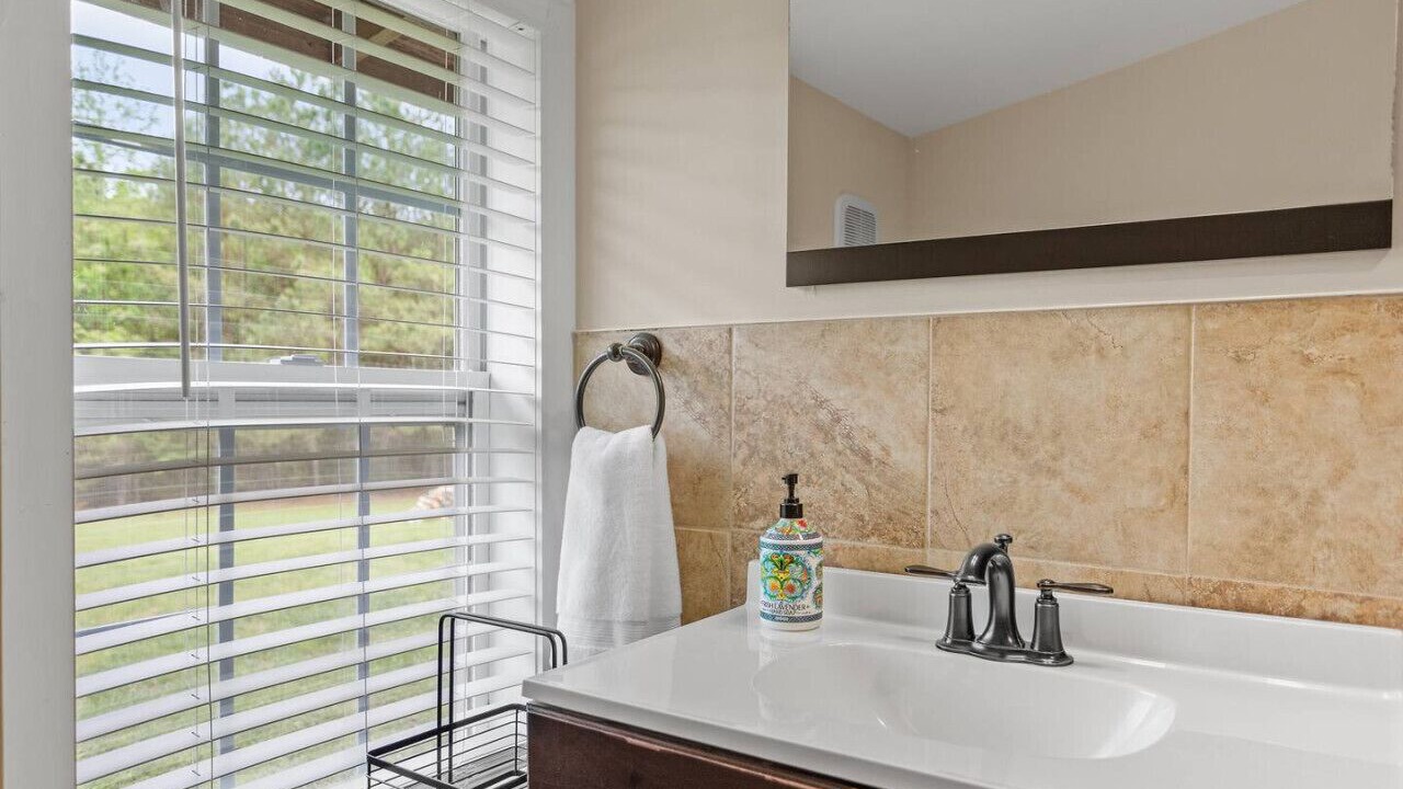 Photo of Bathroom in Kipling