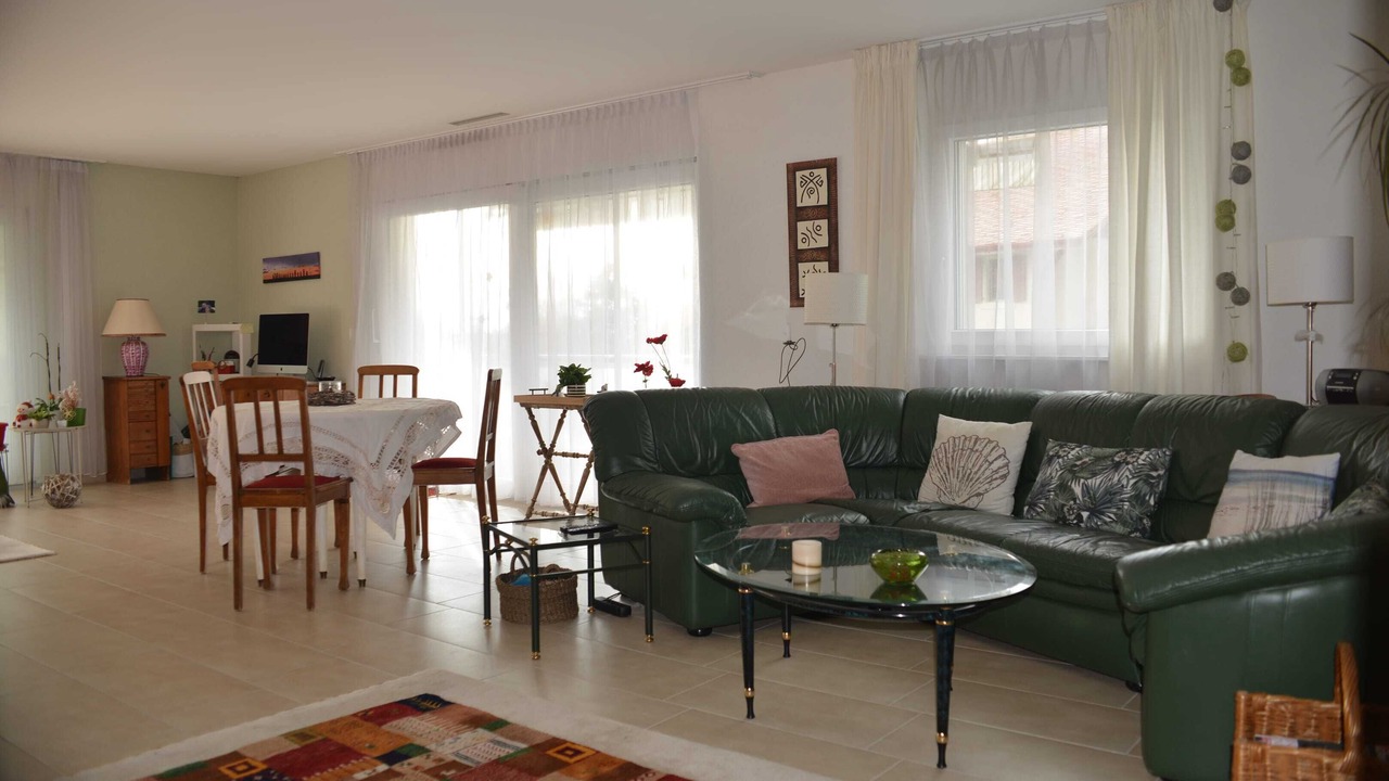 Photo of Livingroom in Sugnens