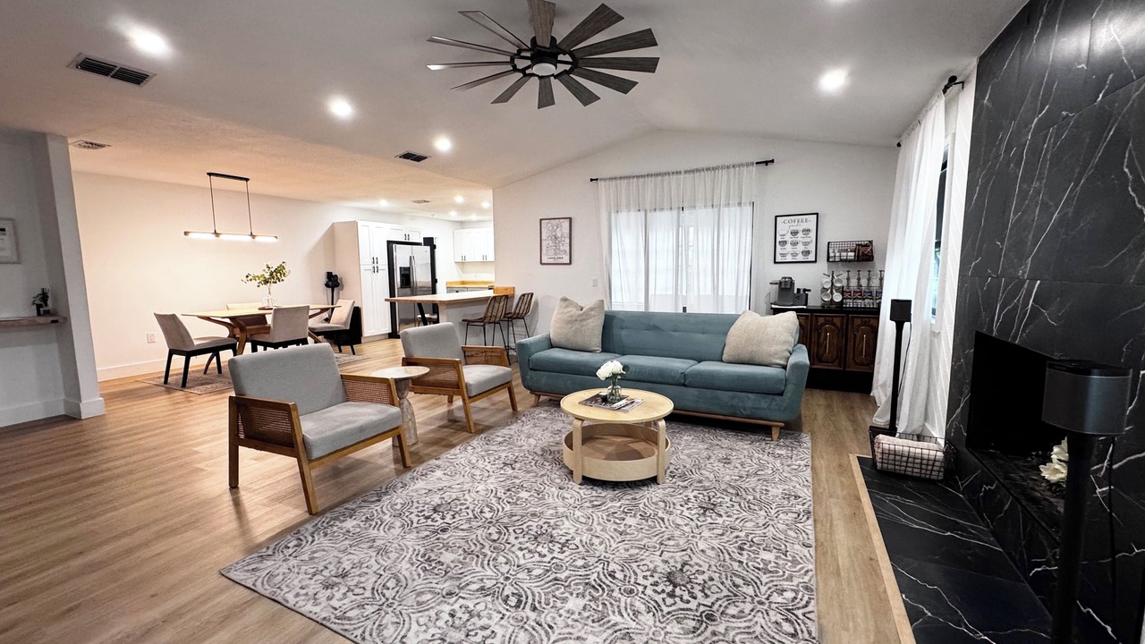 Photo of Livingroom in Lakeland