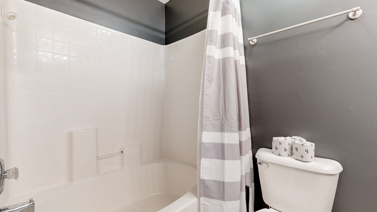 Photo of Bathroom in Nashboro Village
