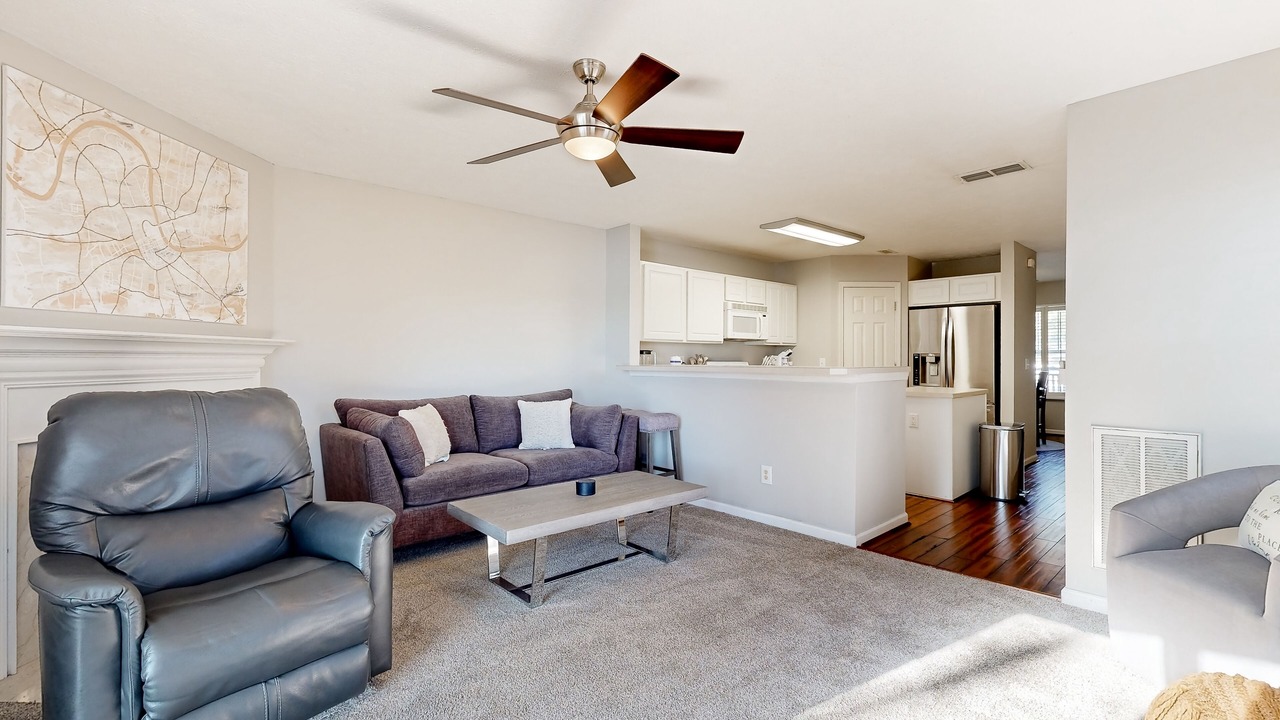 Photo of Livingroom in Nashboro Village