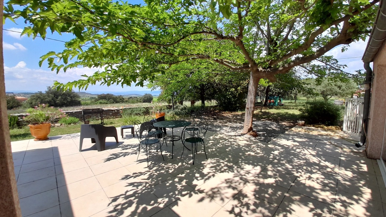 Photo of Outdoor in Vendemian