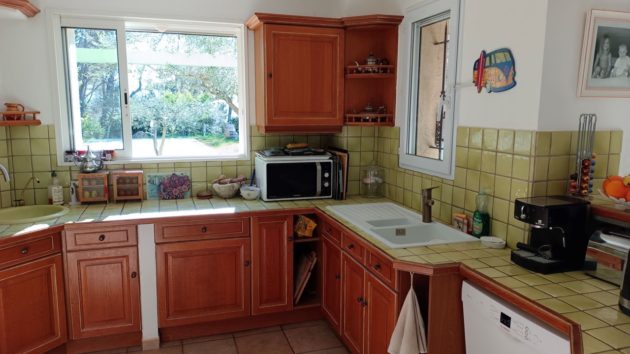 Photo of Kitchen in Cuers