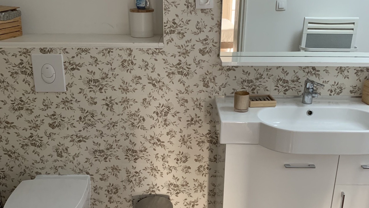 Photo of Bathroom in Metz-Centre – Ancienne Ville