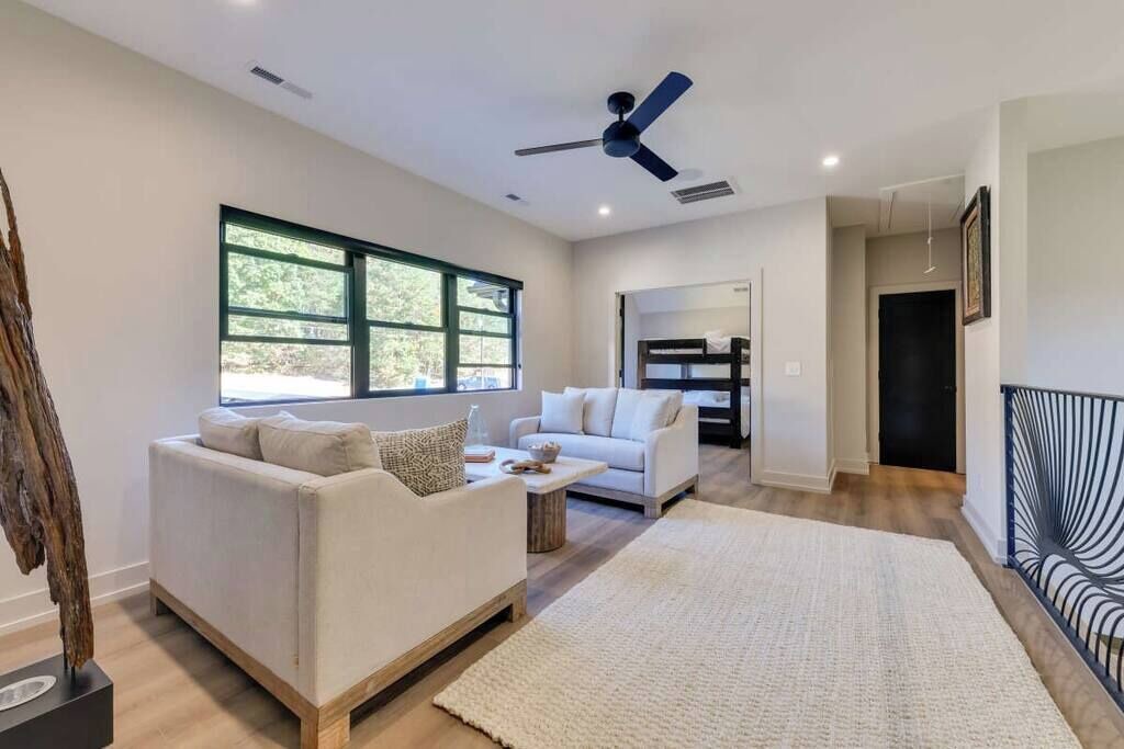 Photo of Livingroom in Mount Mourne