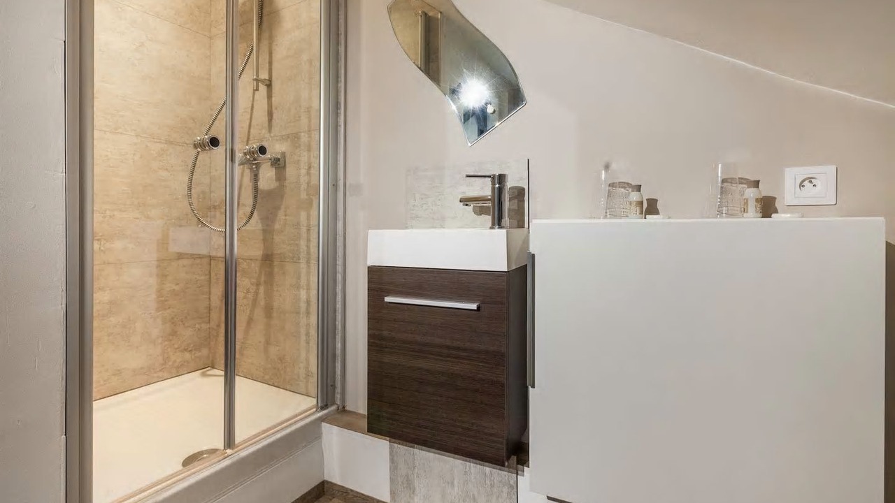 Photo of Bathroom in Louviers