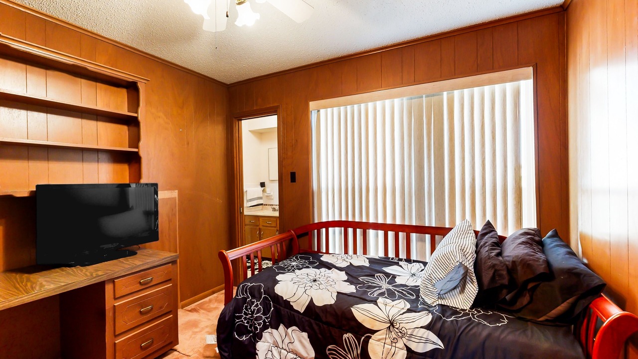 Photo of Bedroom in Kemp