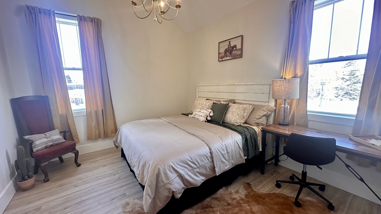 Photo of Bedroom in Frontier