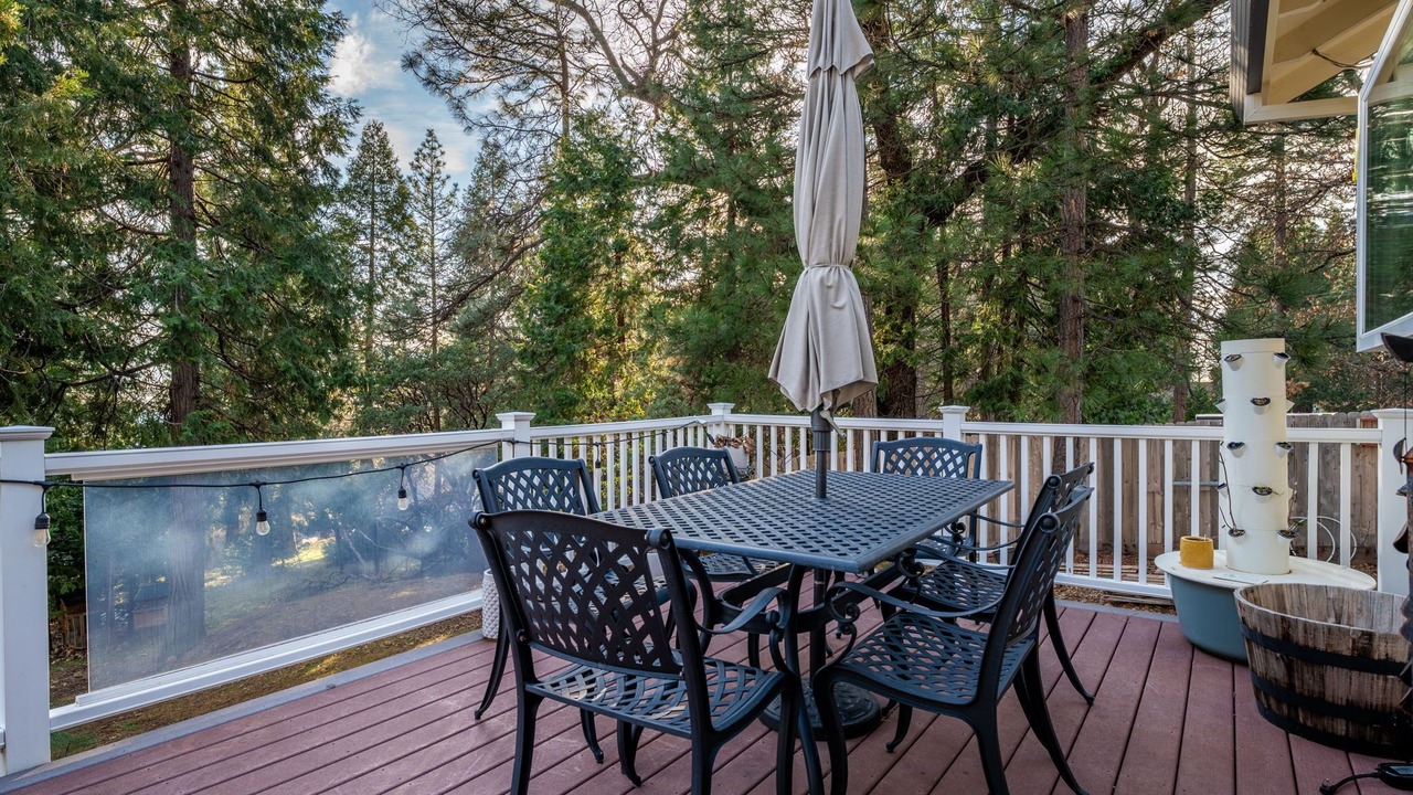 Photo of Outdoor in Apple Hill