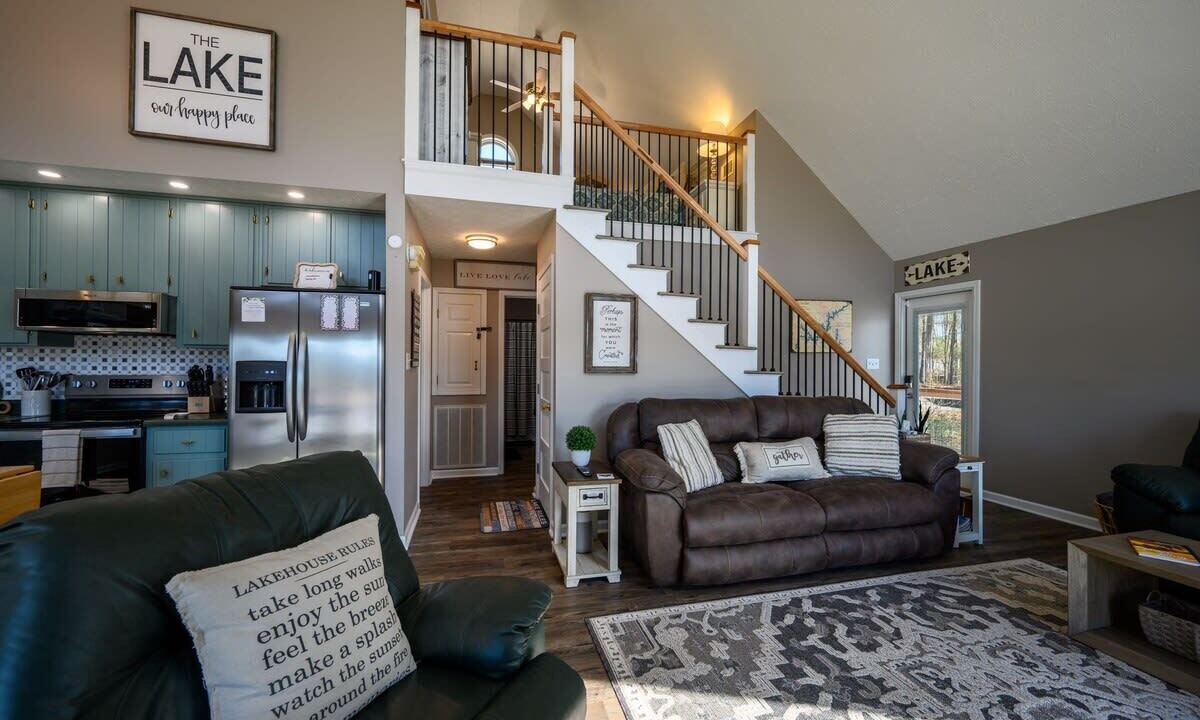 Photo of Livingroom in Eatonton