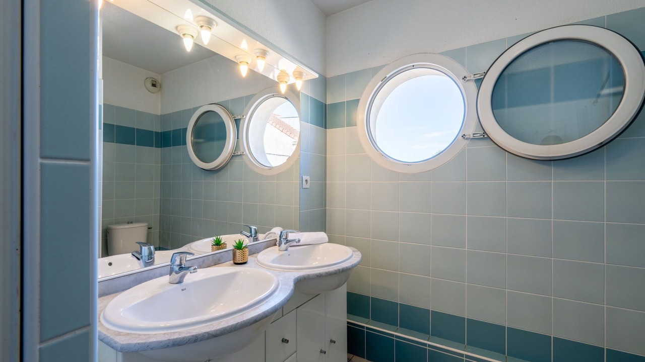 Photo of Bathroom in Convention