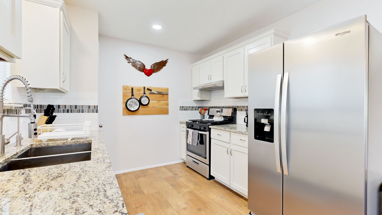 Photo of Kitchen in Greenslopes At Lake Creek