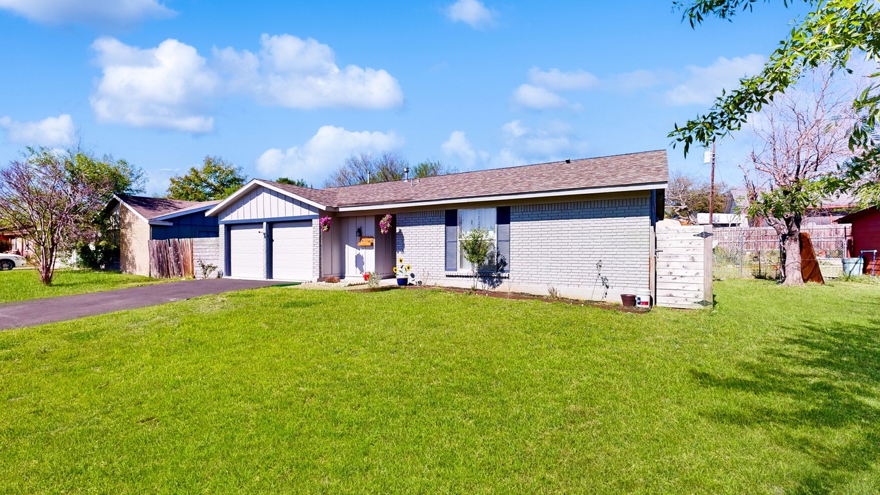 Photo of Outdoor in Greenslopes At Lake Creek
