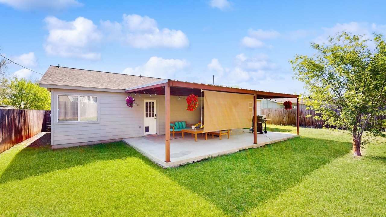 Photo of Outdoor in Greenslopes At Lake Creek