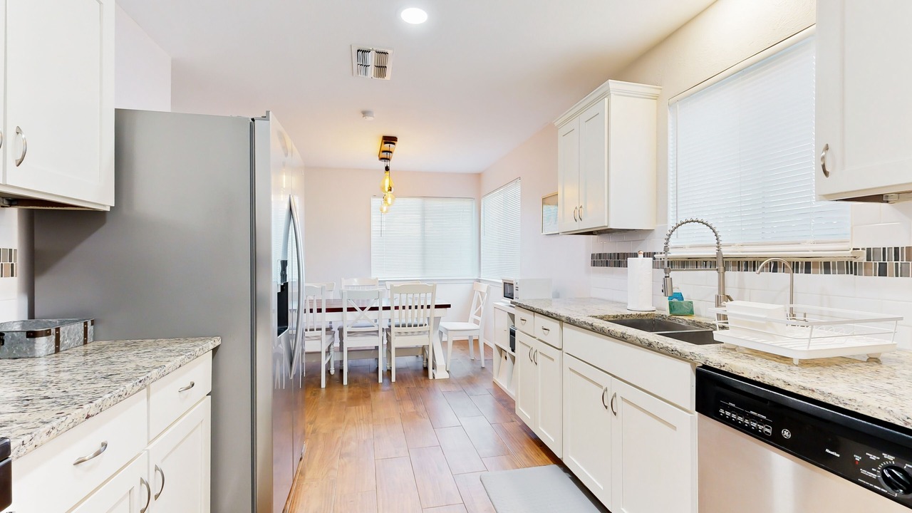 Photo of Kitchen in Greenslopes At Lake Creek