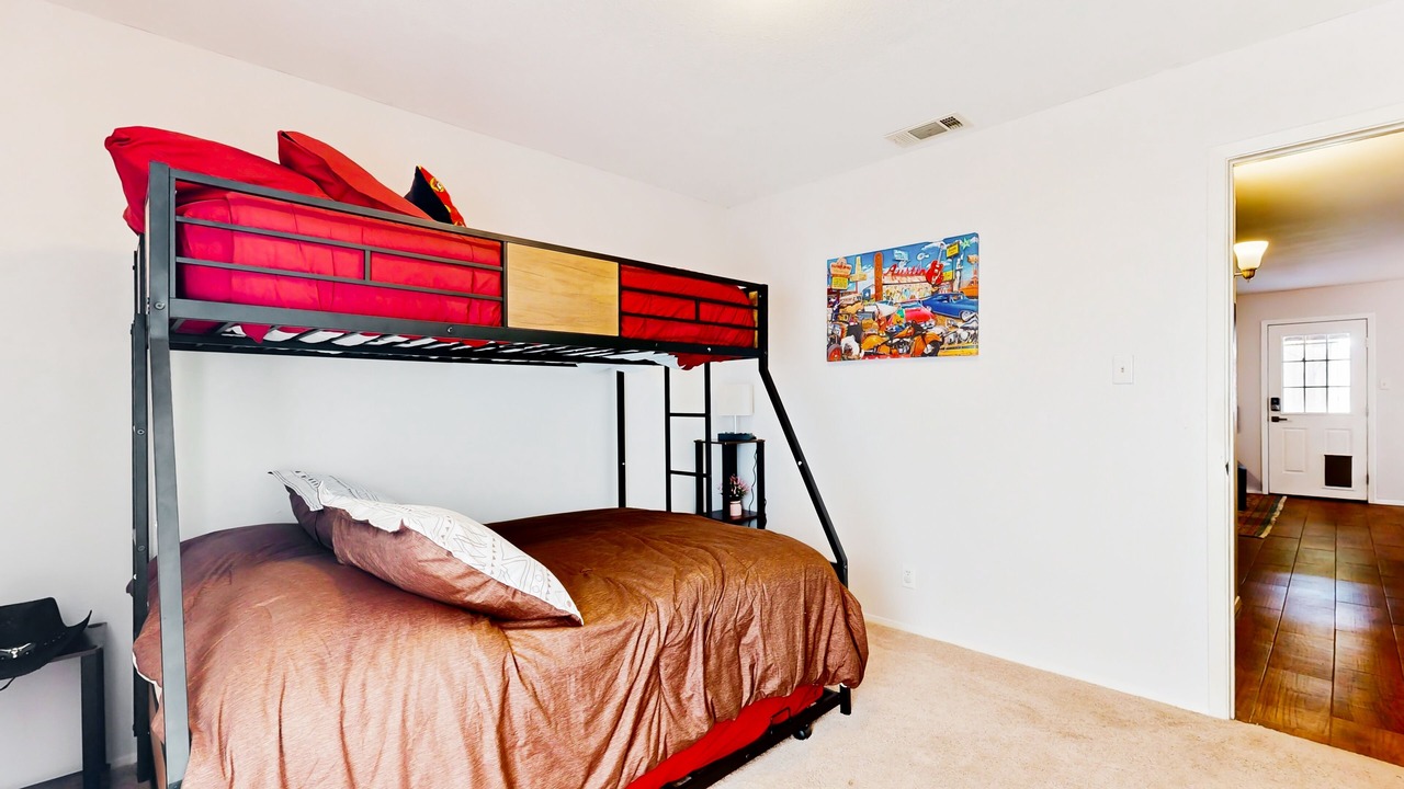Photo of Bedroom in Greenslopes At Lake Creek