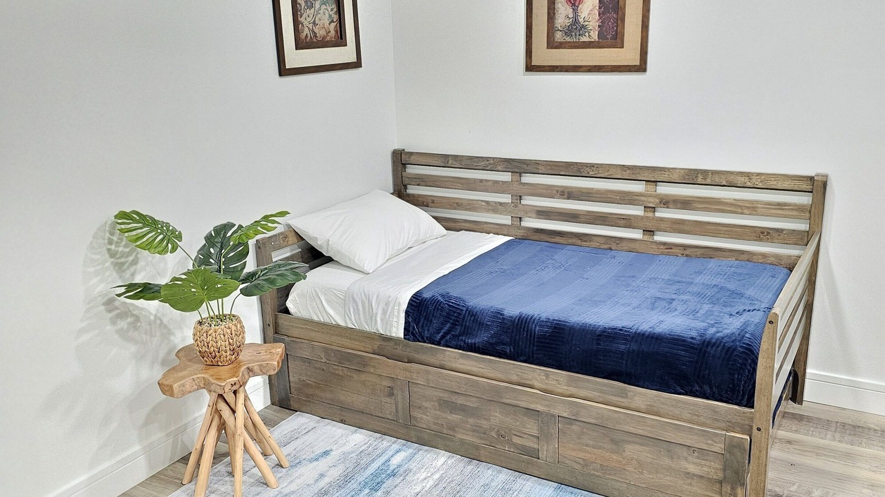 Photo of Bedroom in Gurnee