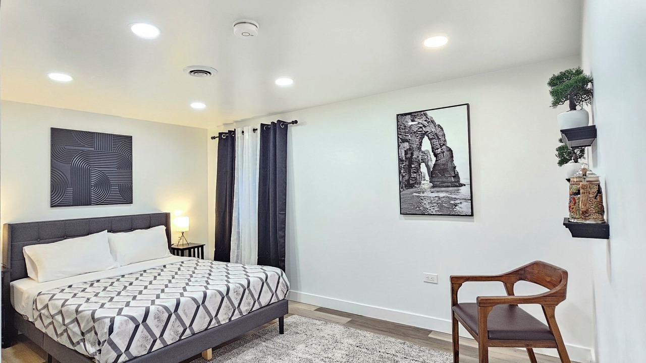 Photo of Bedroom in Gurnee