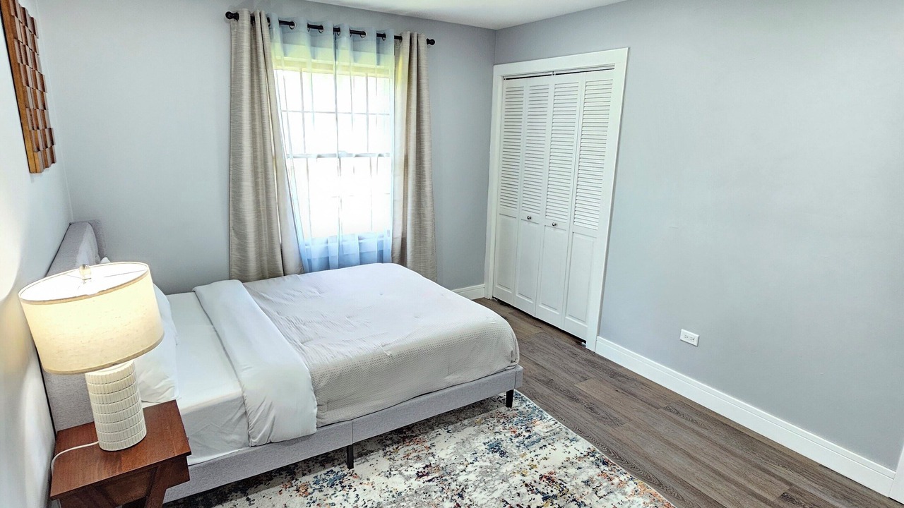 Photo of Bedroom in Gurnee