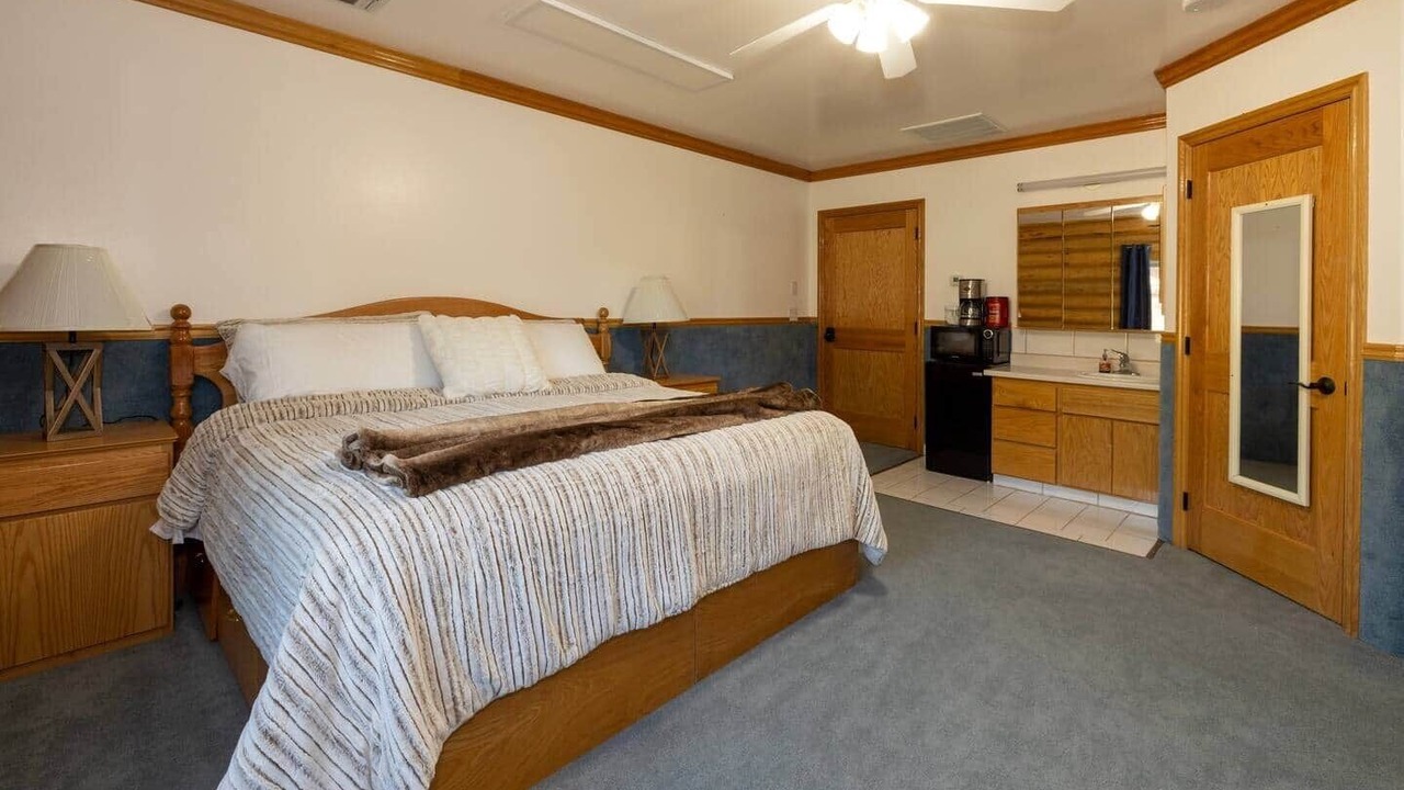 Photo of Bedroom in Hot Springs