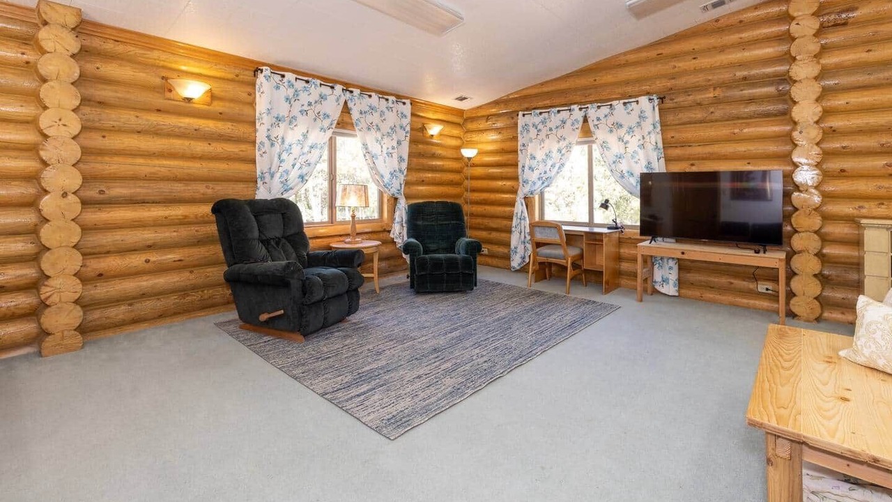 Photo of Bedroom in Hot Springs
