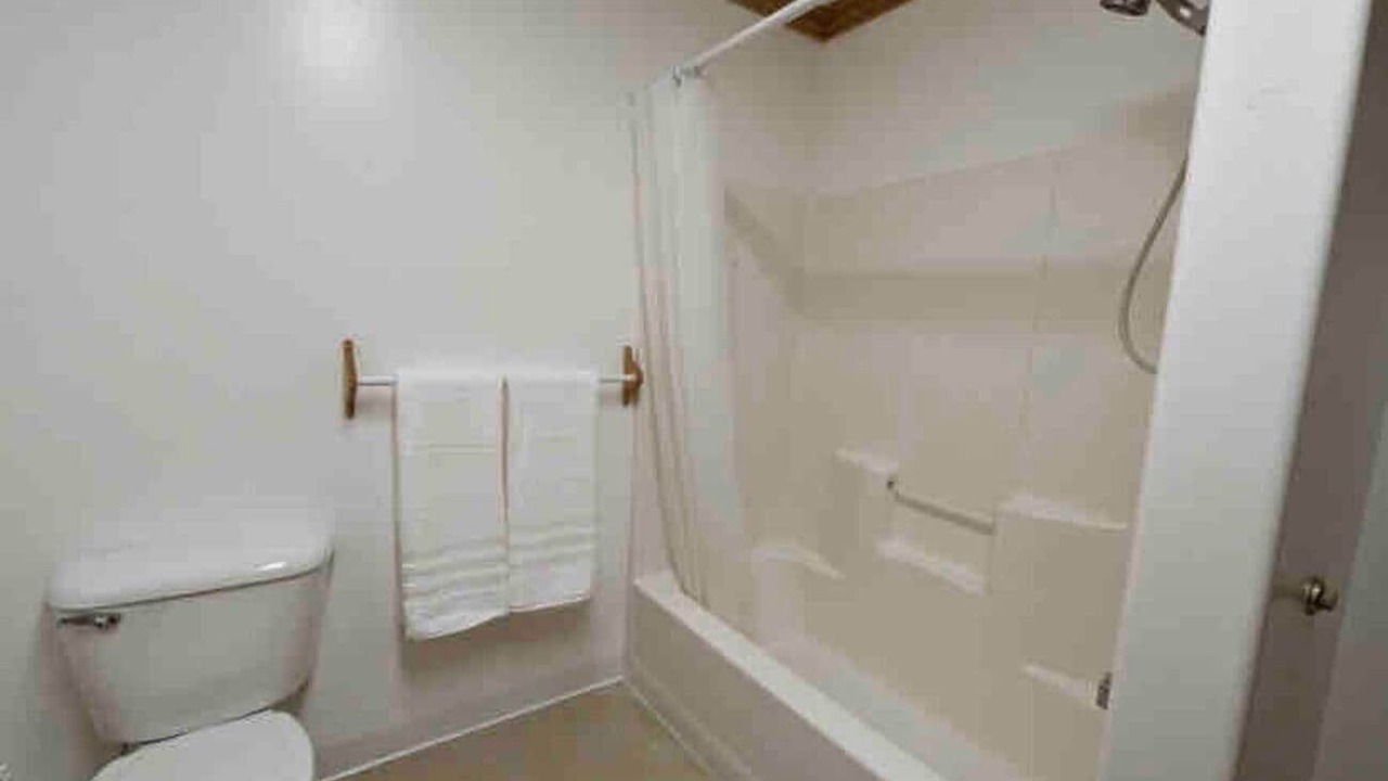 Photo of Bedroom in Hot Springs