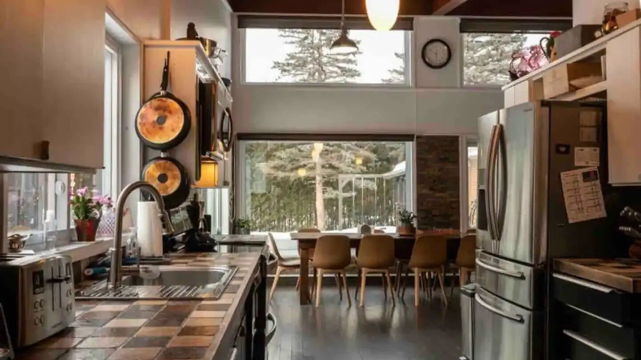 Photo of Kitchen in Prevost