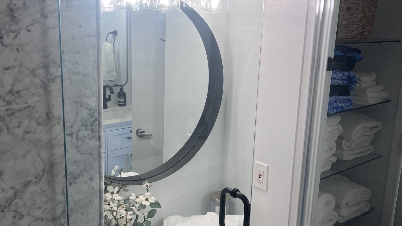 Photo of Bathroom in Near North Side