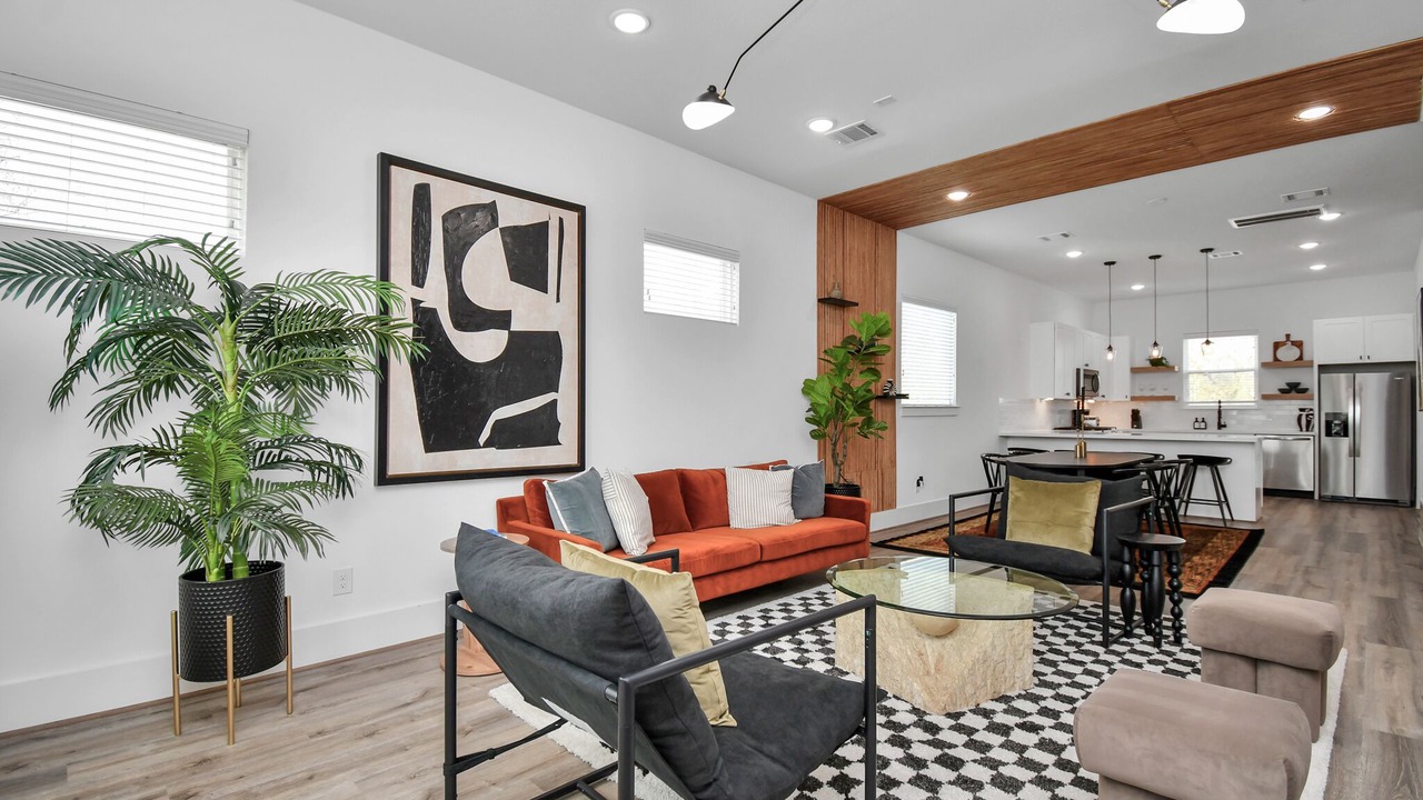 Photo of Livingroom in OST - South Union