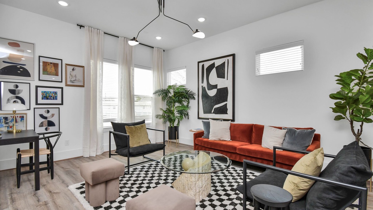 Photo of Livingroom in OST - South Union