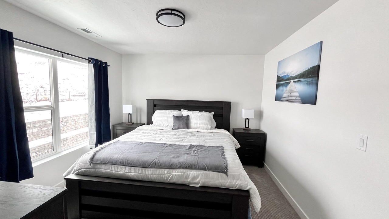 Photo of Bedroom in Mountain Green
