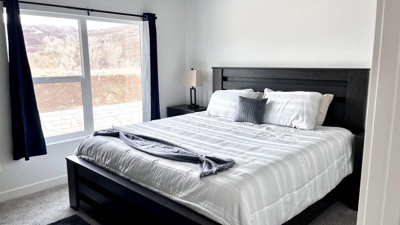 Photo of Bedroom in Mountain Green