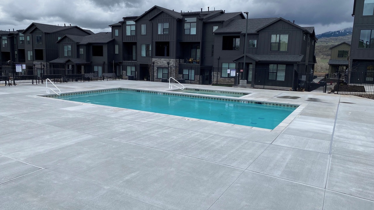 Photo of Outdoor in Mountain Green