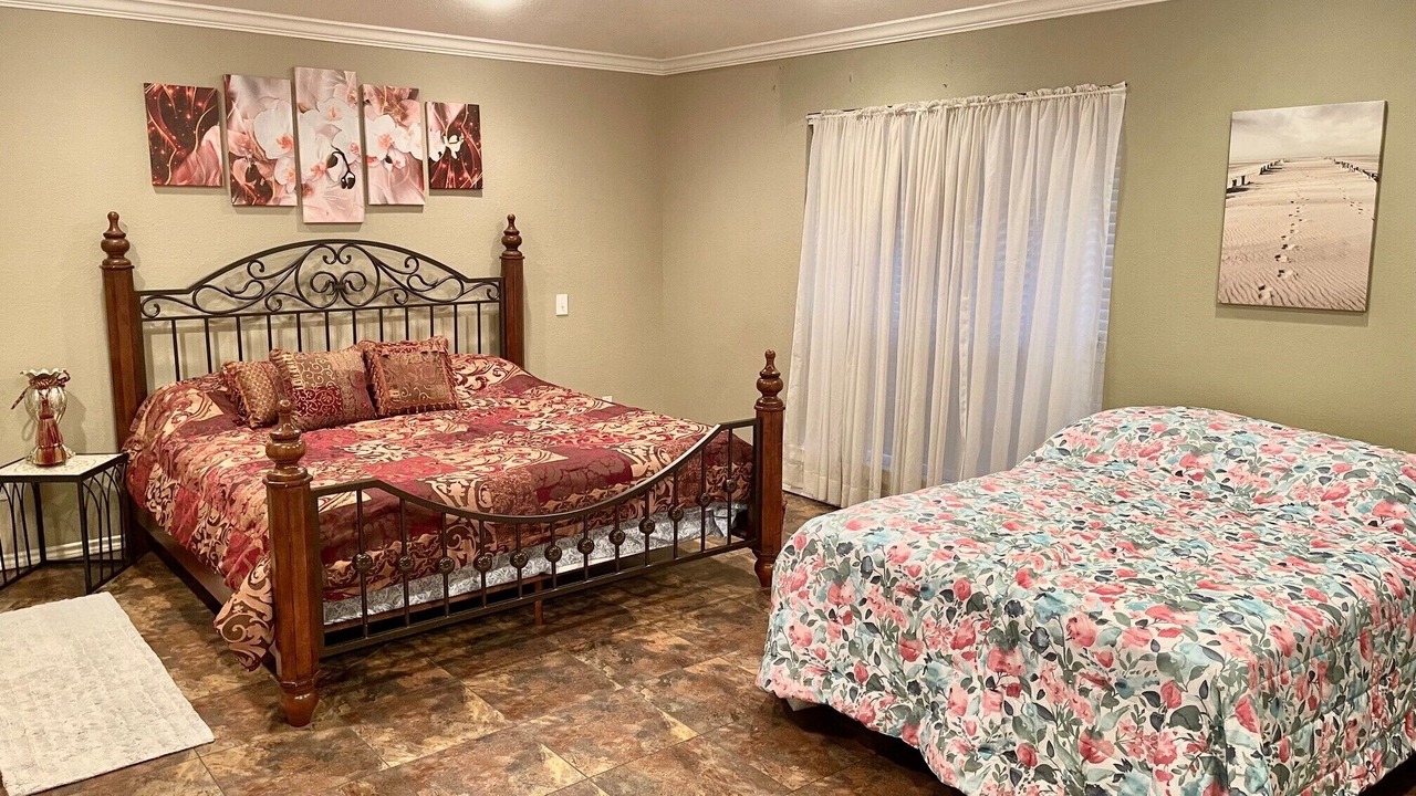 Photo of Bedroom in Alba