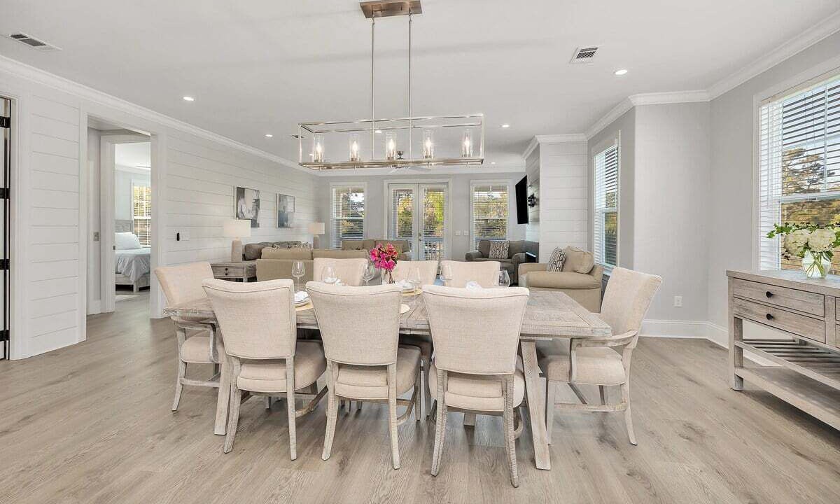Photo of Others in Saint Simons Heights