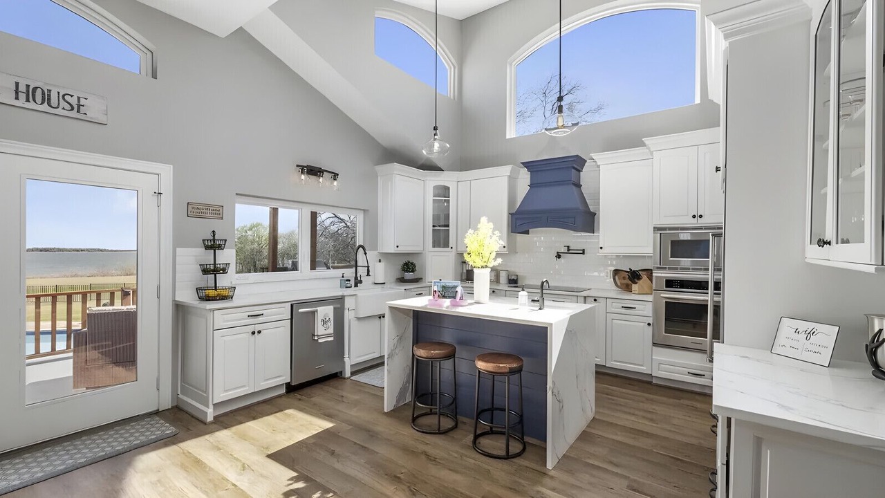 Photo of Kitchen in Lakewood Village